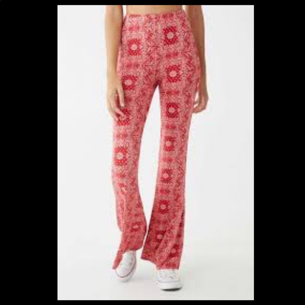 Forever 21 Paisley Print Flare Pants . Size M.